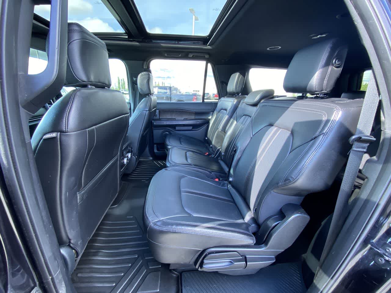 Thumbnail: 2020 Ford Expedition MAX - 24