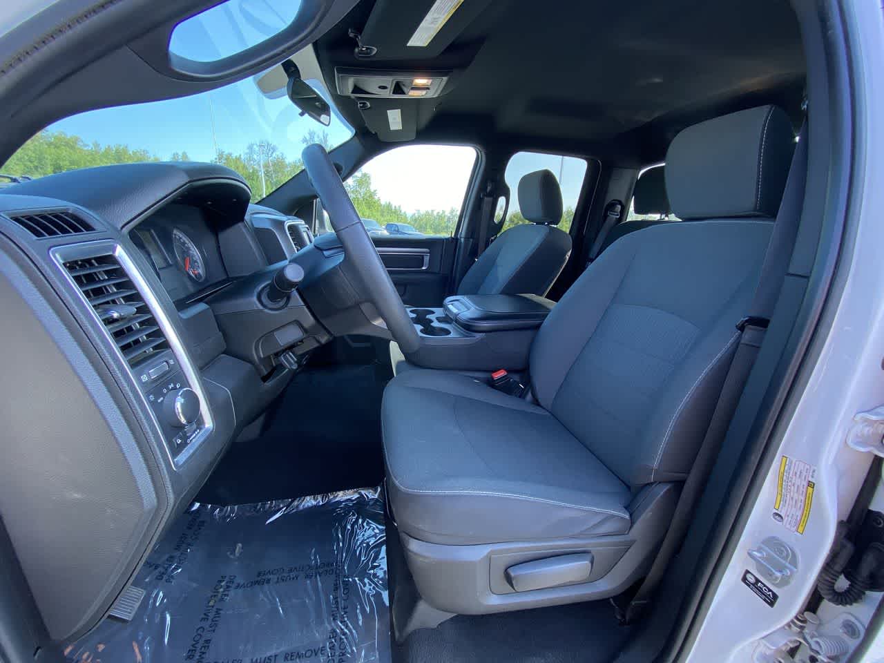 Thumbnail: 2022 RAM 1500 Classic - 17