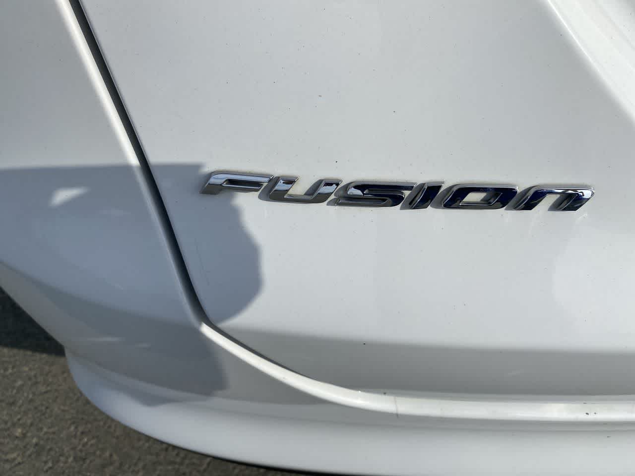 2013 Ford Fusion SE 26
