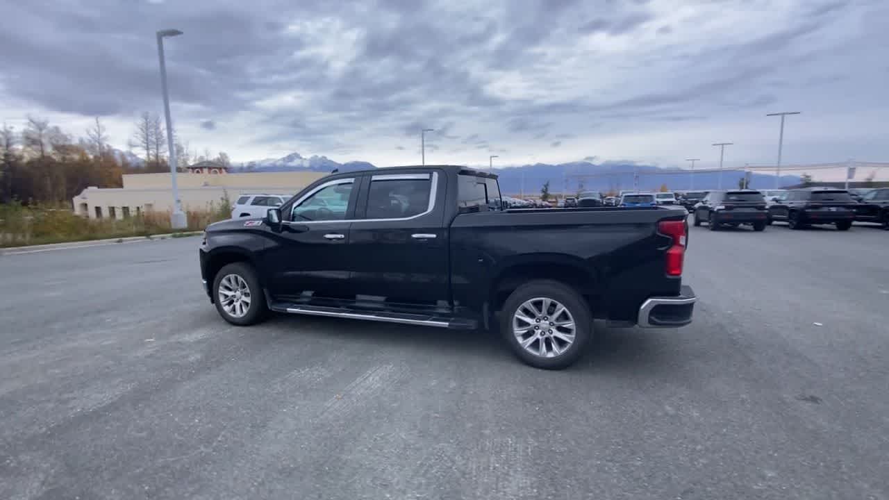 Thumbnail: 2021 Chevrolet Silverado 1500 - 9