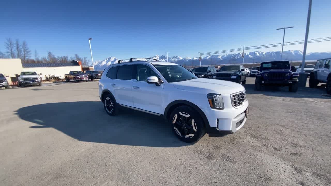 Thumbnail: 2025 Kia Telluride - 10