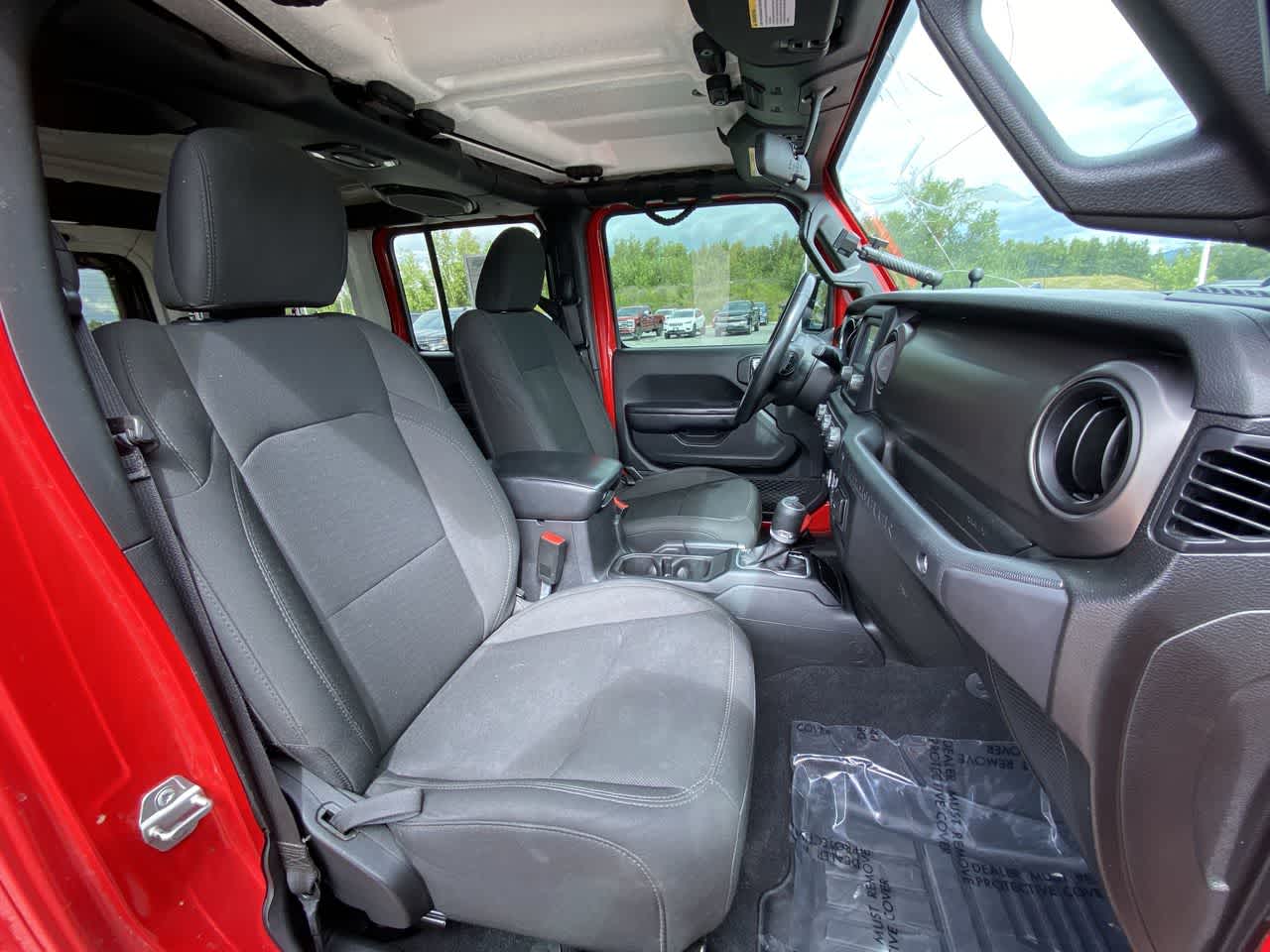 Thumbnail: 2020 Jeep Wrangler - 27