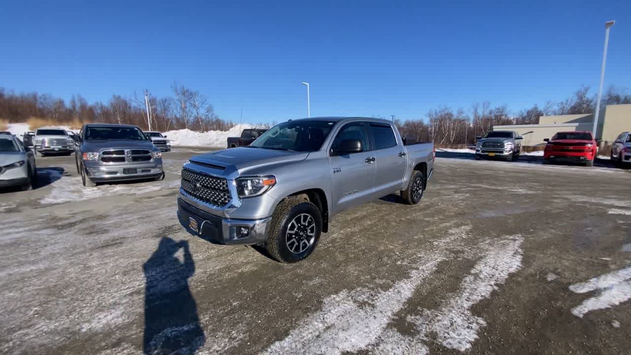 Thumbnail: 2018 Toyota Tundra - 9