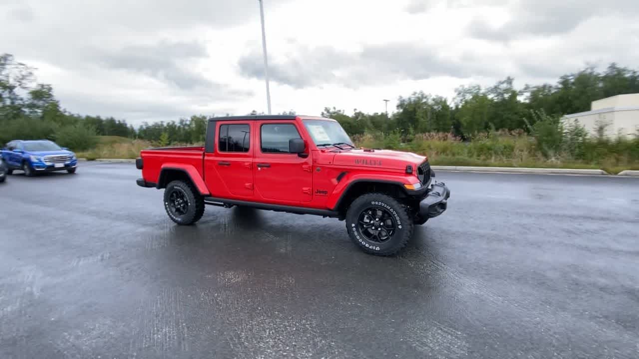 Thumbnail: 2025 Jeep Gladiator - 10