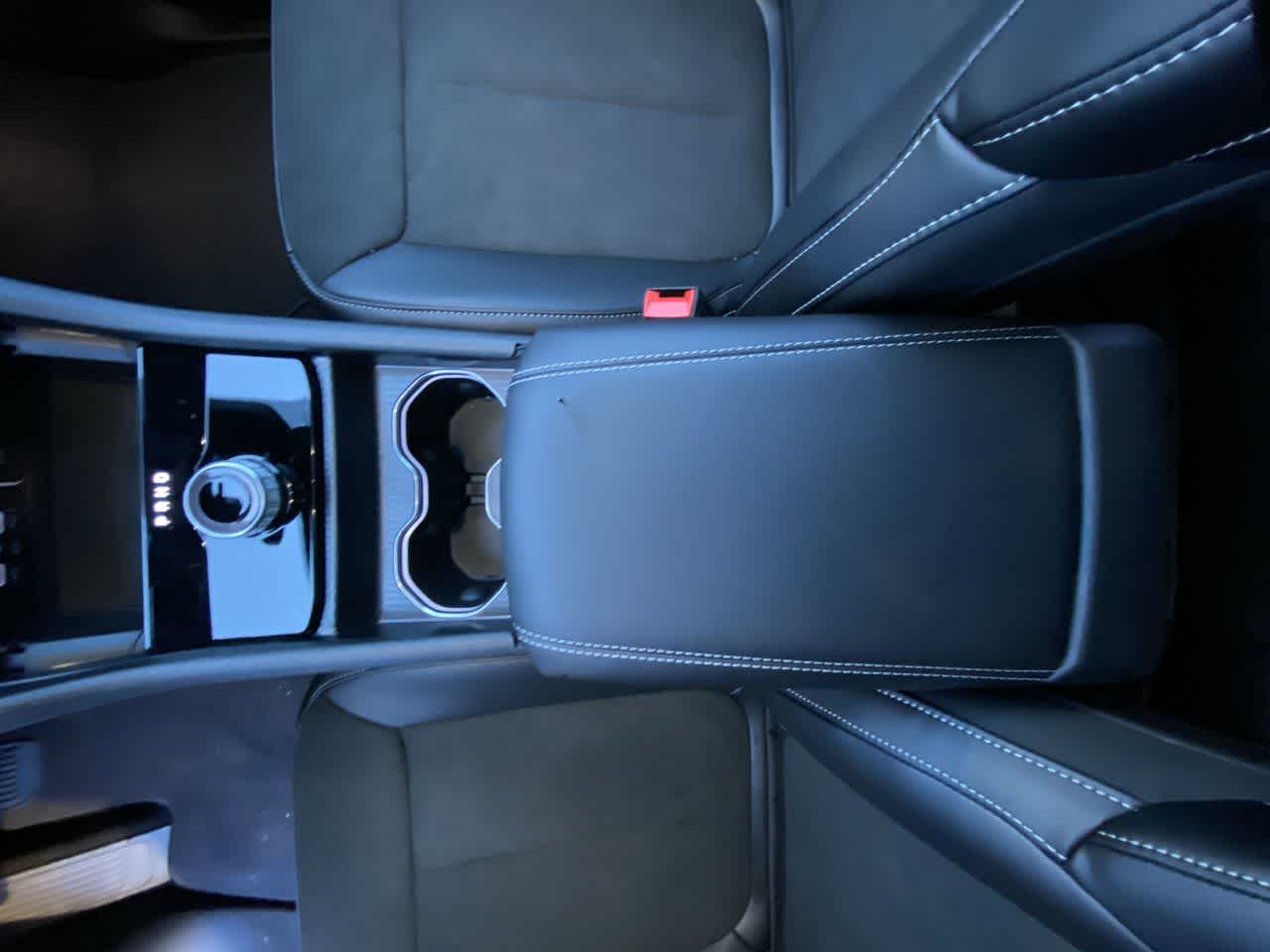 Thumbnail: 2025 Jeep Grand Cherokee - 21