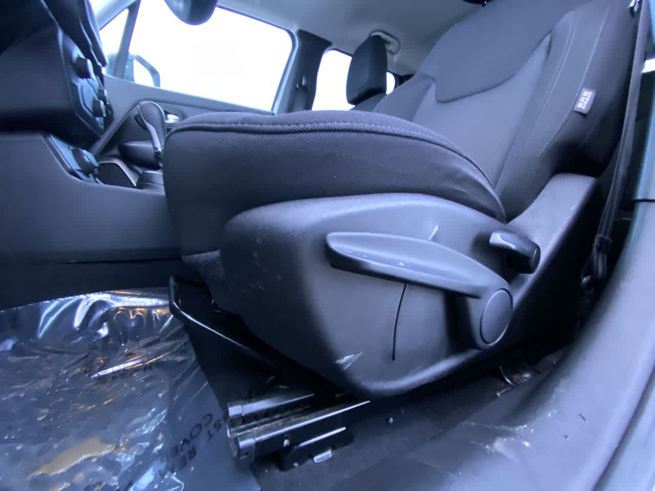 Thumbnail: 2023 Jeep Renegade - 12