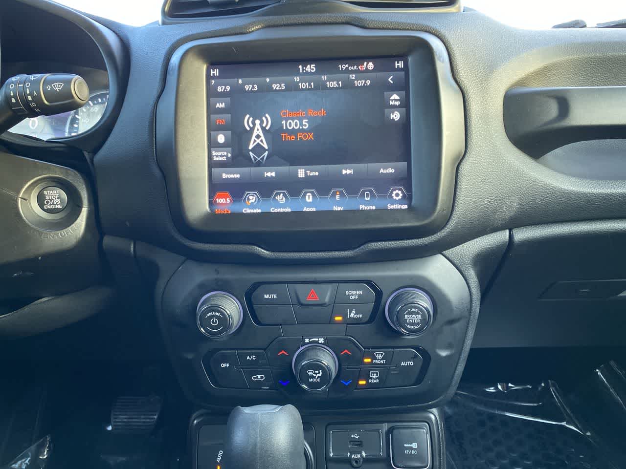 Thumbnail: 2022 Jeep Renegade - 15
