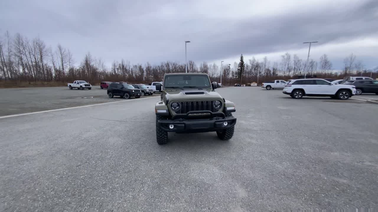 Thumbnail: 2026 Jeep Gladiator - 3