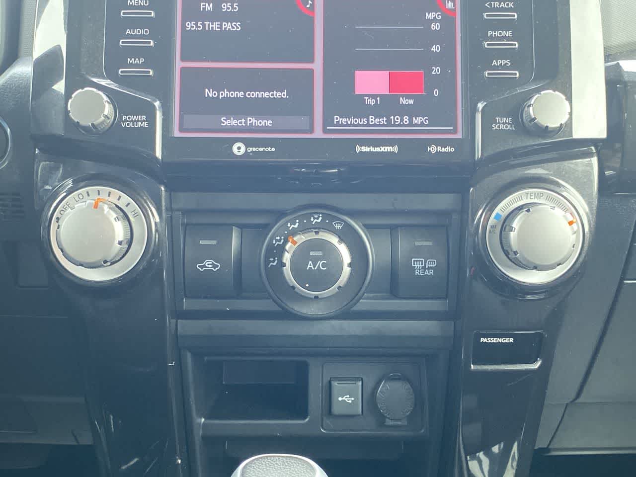 Thumbnail: 2024 Toyota 4Runner - 19