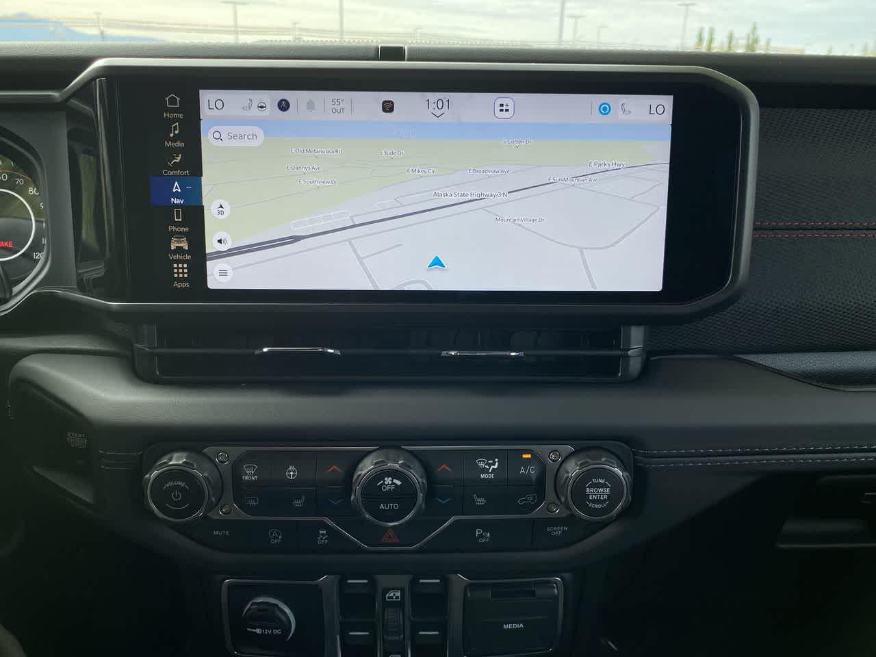 Thumbnail: 2025 Jeep Wrangler - 18