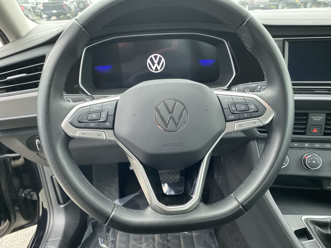 Thumbnail: 2024 Volkswagen Jetta - 14