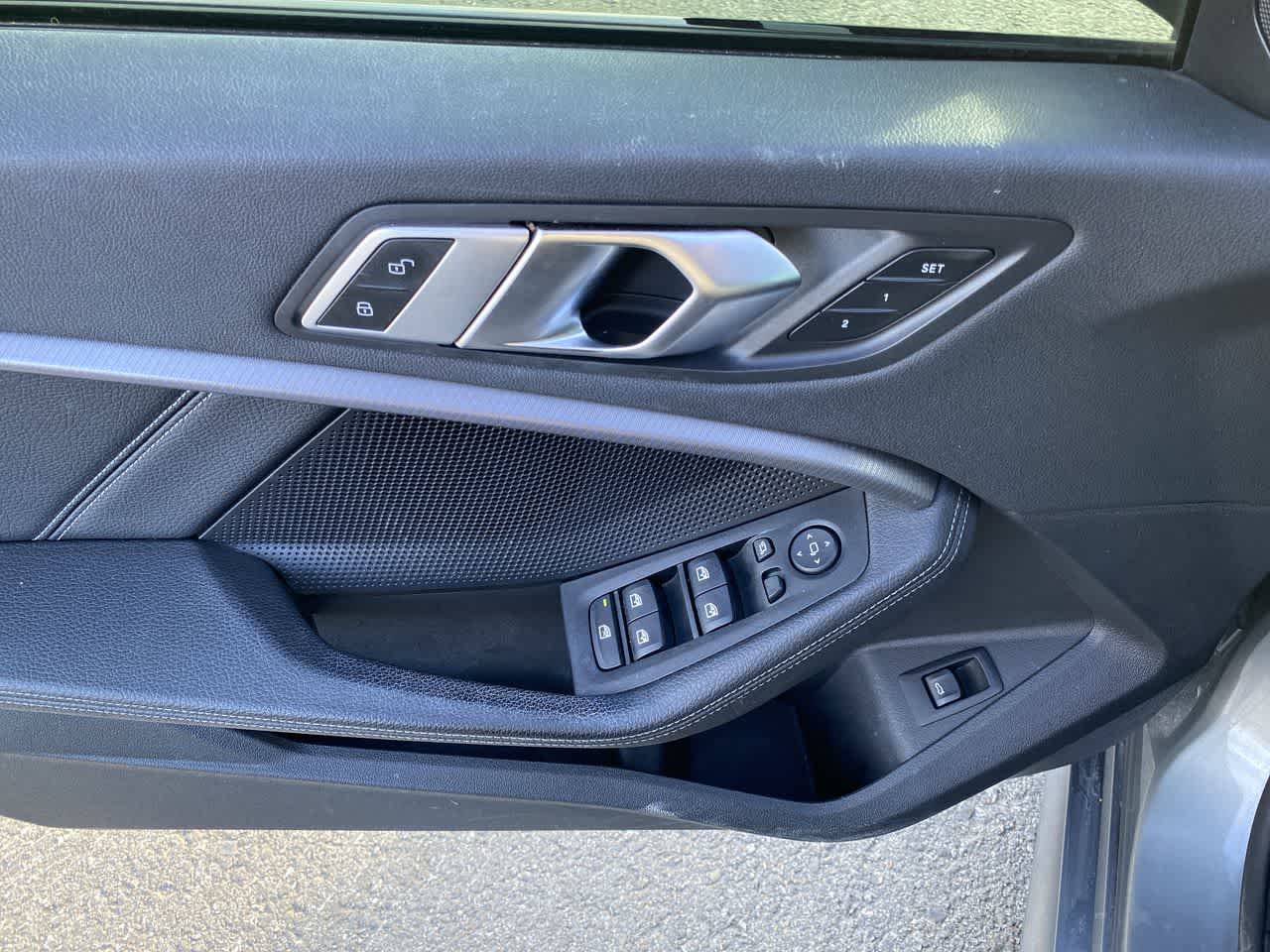 Thumbnail: 2022 BMW 2 Series - 13