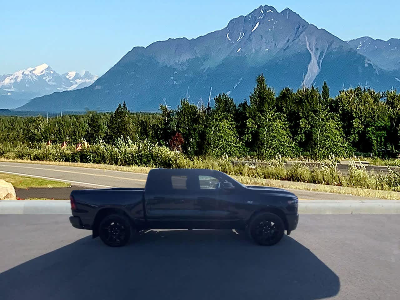 Thumbnail: 2026 RAM 1500 - 6