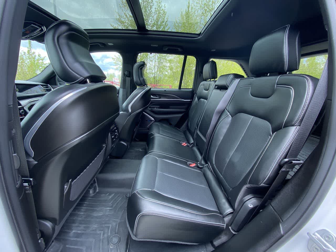 Thumbnail: 2023 Jeep Grand Cherokee - 25