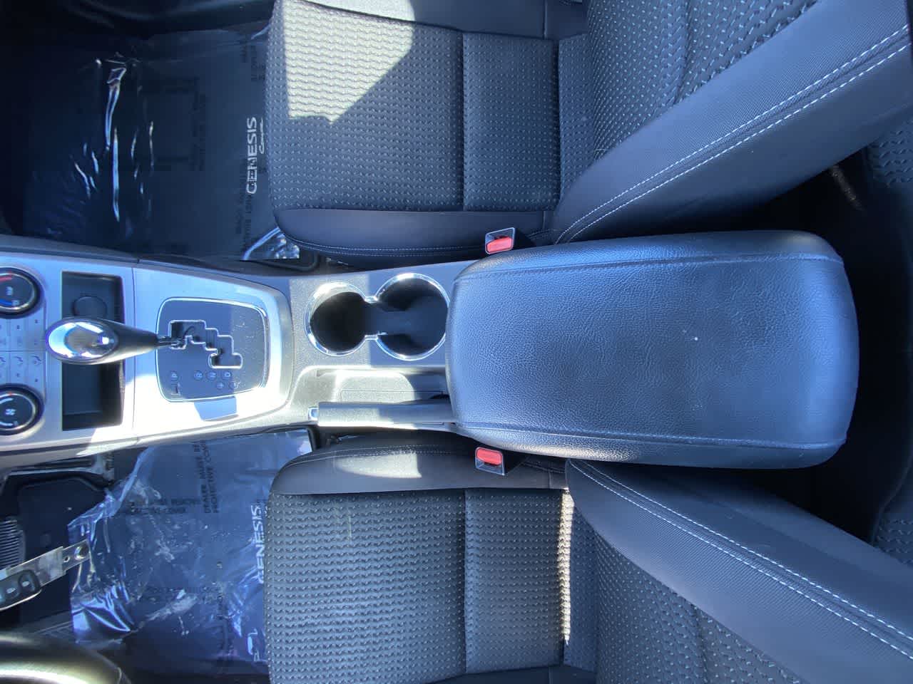 Thumbnail: 2010 Hyundai Genesis - 19