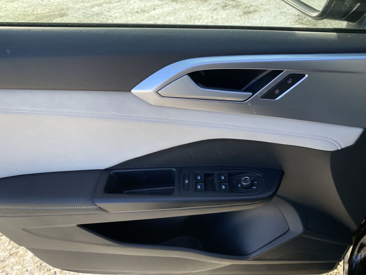 Thumbnail: 2025 Volkswagen Taos - 13