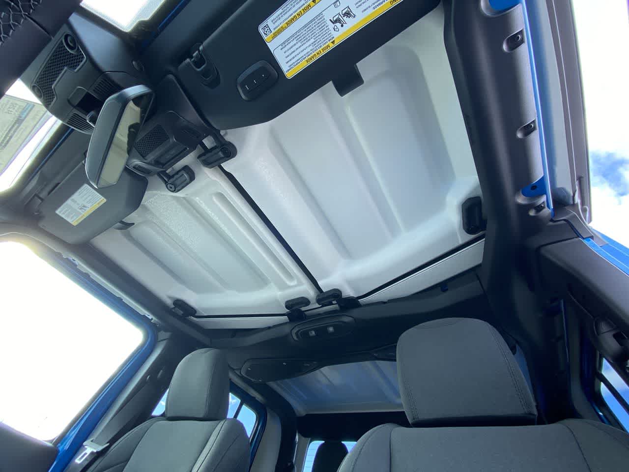 Thumbnail: 2025 Jeep Gladiator - 28