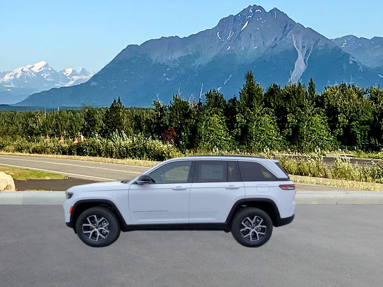 Thumbnail: 2025 Jeep Grand Cherokee - 3
