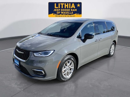 Used 2025 Chrysler Pacifica Select Van Passenger Van Wasilla, AK