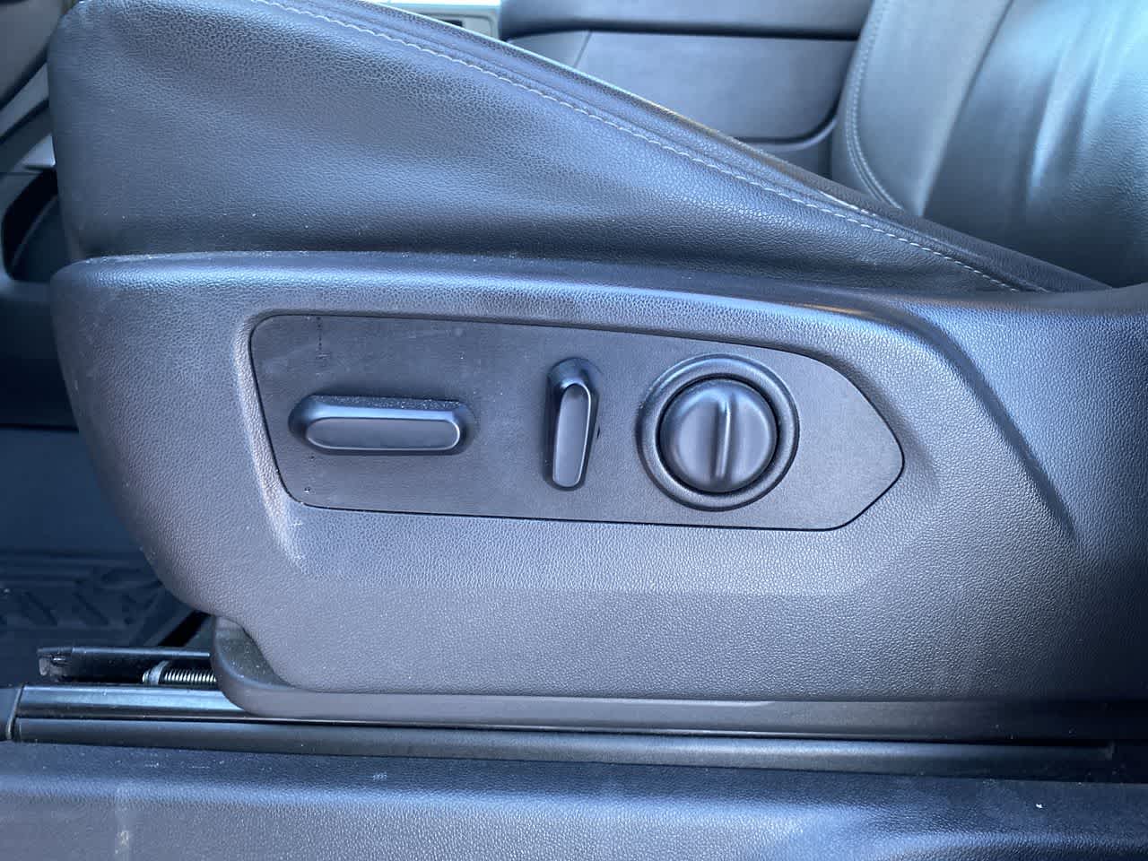 Thumbnail: 2021 Chevrolet Silverado 1500 - 12