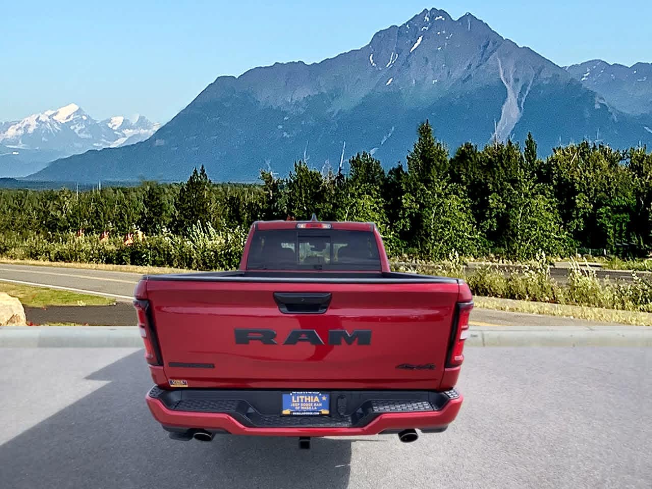 Thumbnail: 2026 RAM 1500 - 4
