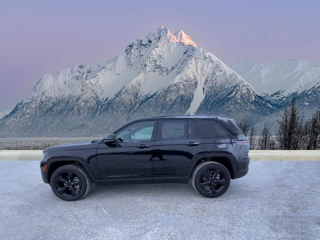 Thumbnail: 2025 Jeep Grand Cherokee - 2