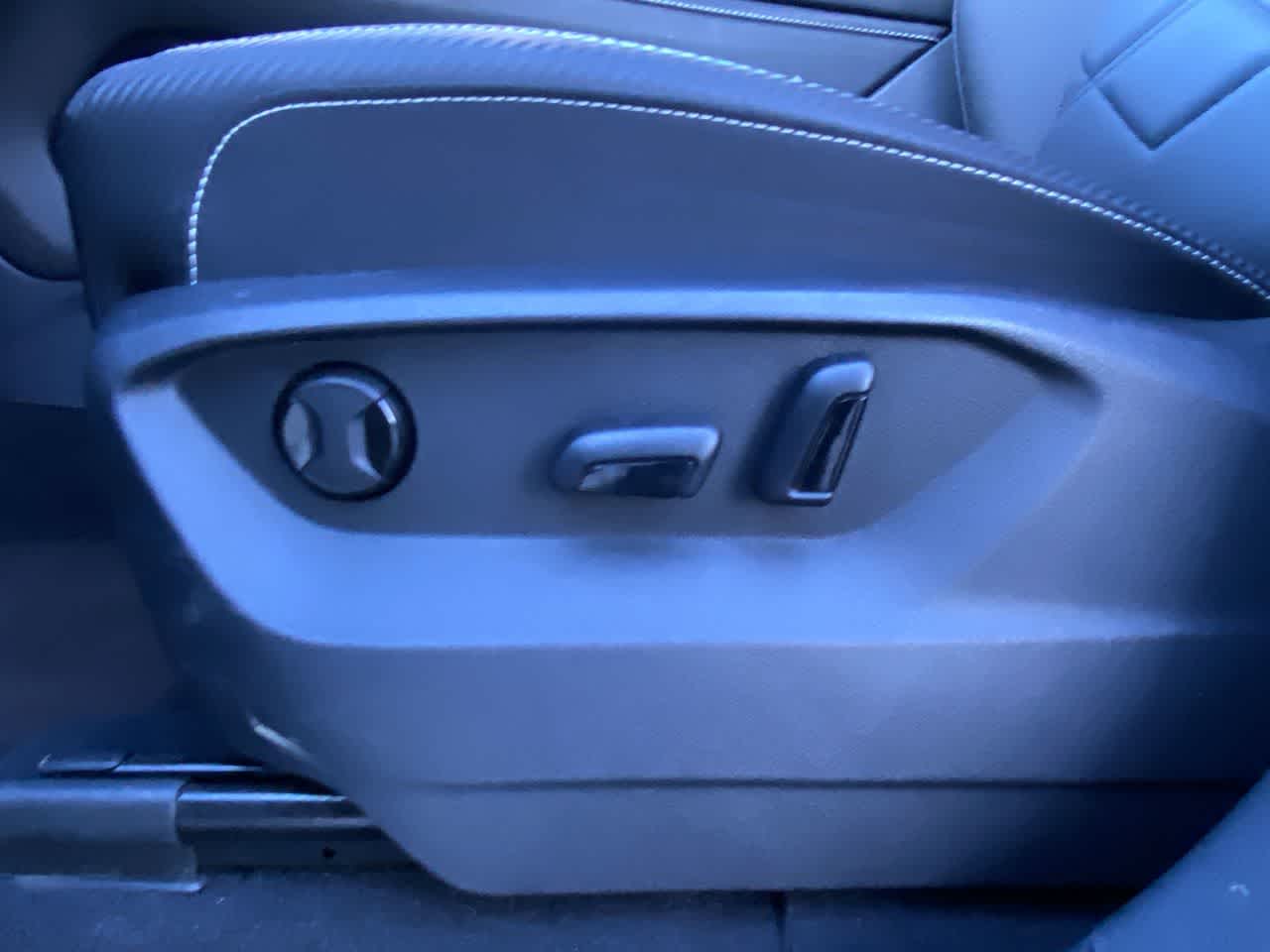 Thumbnail: 2025 Volkswagen Atlas - 12