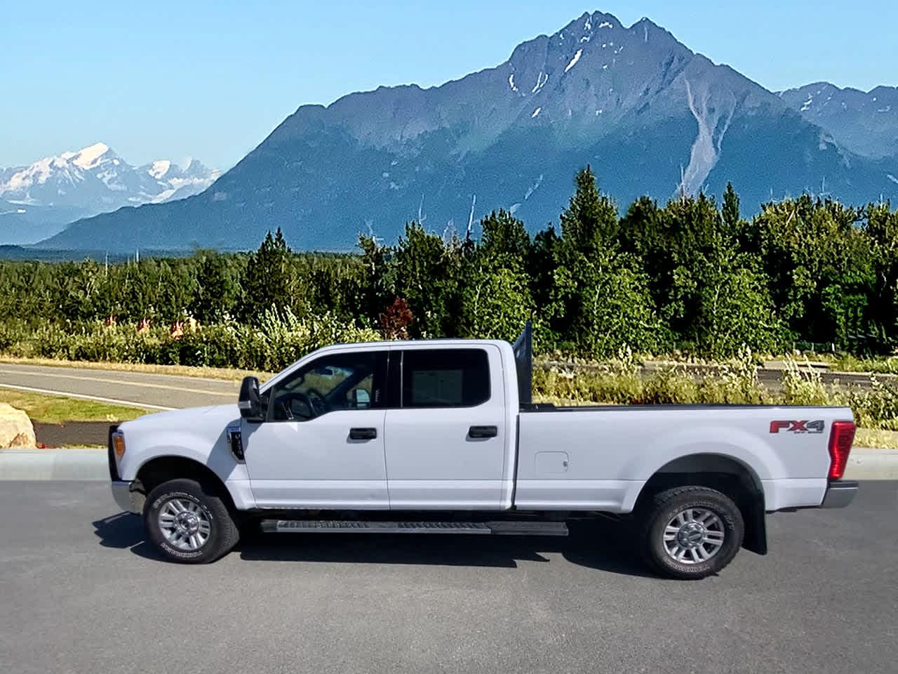 Thumbnail: 2017 Ford F-350 - 2