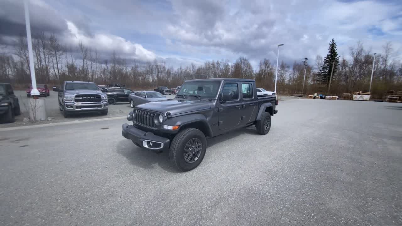 Thumbnail: 2026 Jeep Wrangler - 9