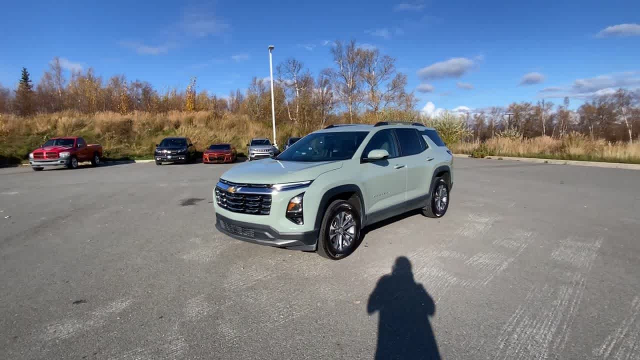 Thumbnail: 2025 Chevrolet Equinox - 4