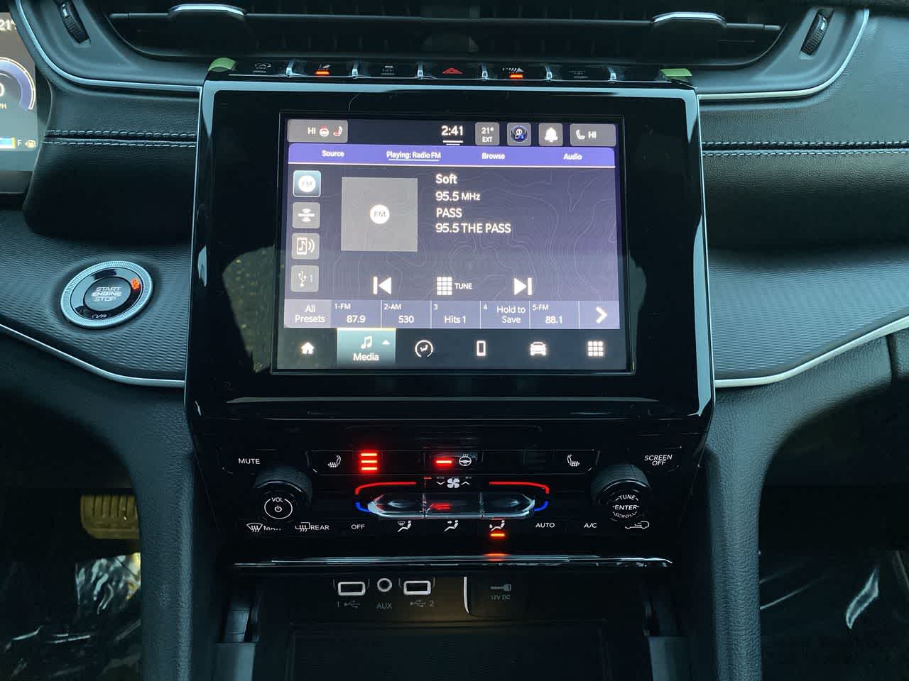 Thumbnail: 2025 Jeep Grand Cherokee - 16