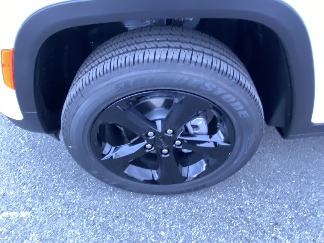 Thumbnail: 2025 Jeep Grand Cherokee - 10