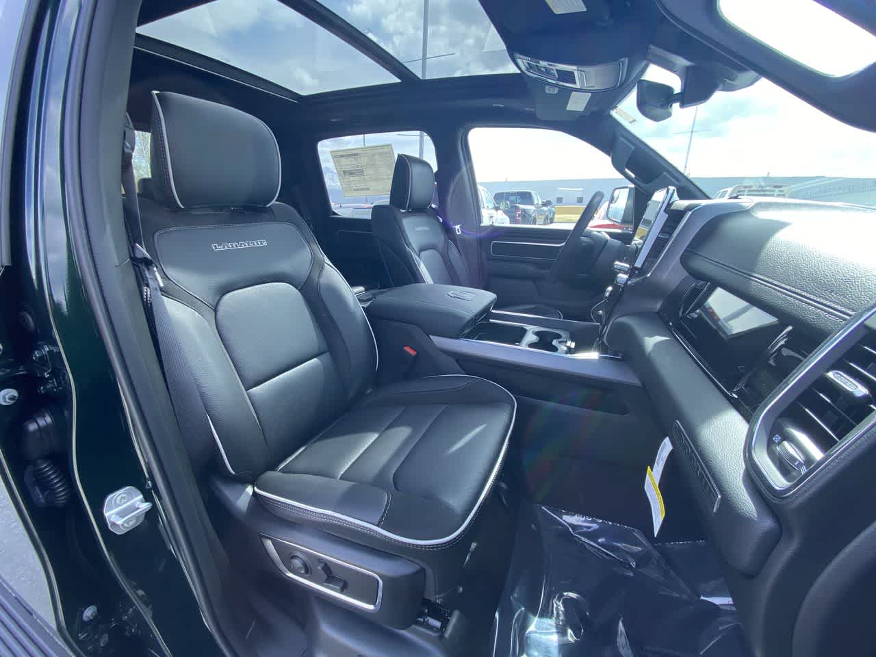 Thumbnail: 2026 RAM 1500 - 27