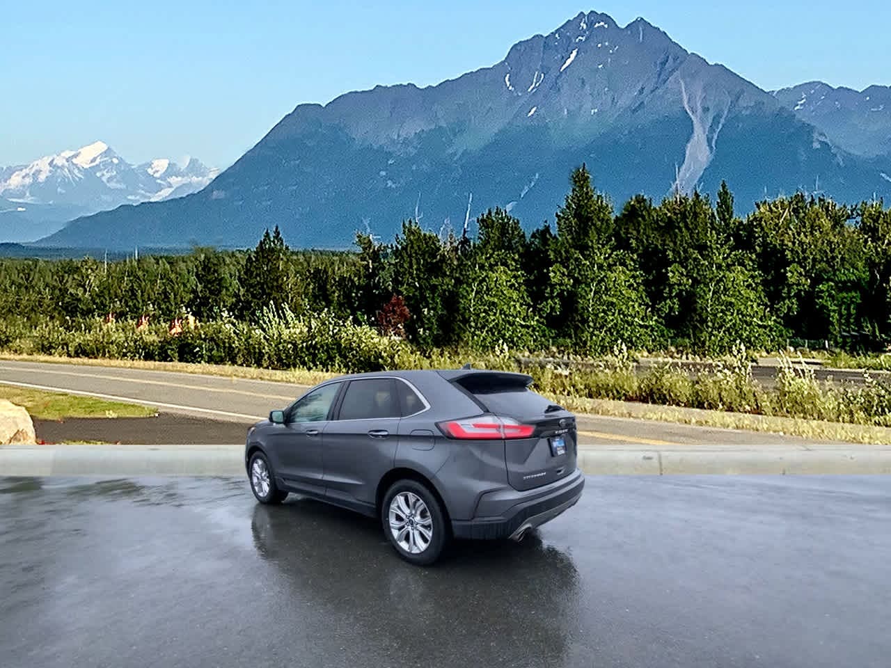 Thumbnail: 2022 Ford Edge - 4
