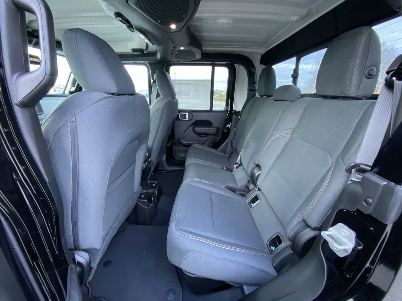 Thumbnail: 2025 Jeep Gladiator - 23