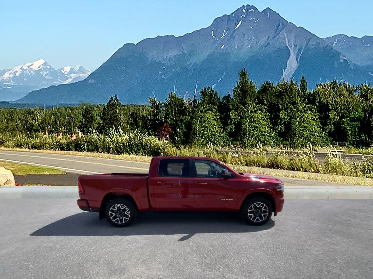Thumbnail: 2026 RAM 1500 - 6
