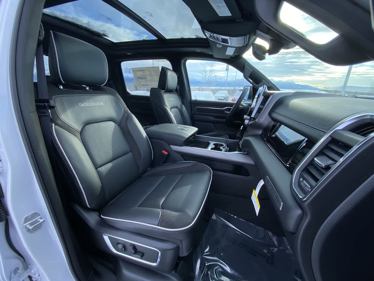 Thumbnail: 2026 RAM 1500 - 27