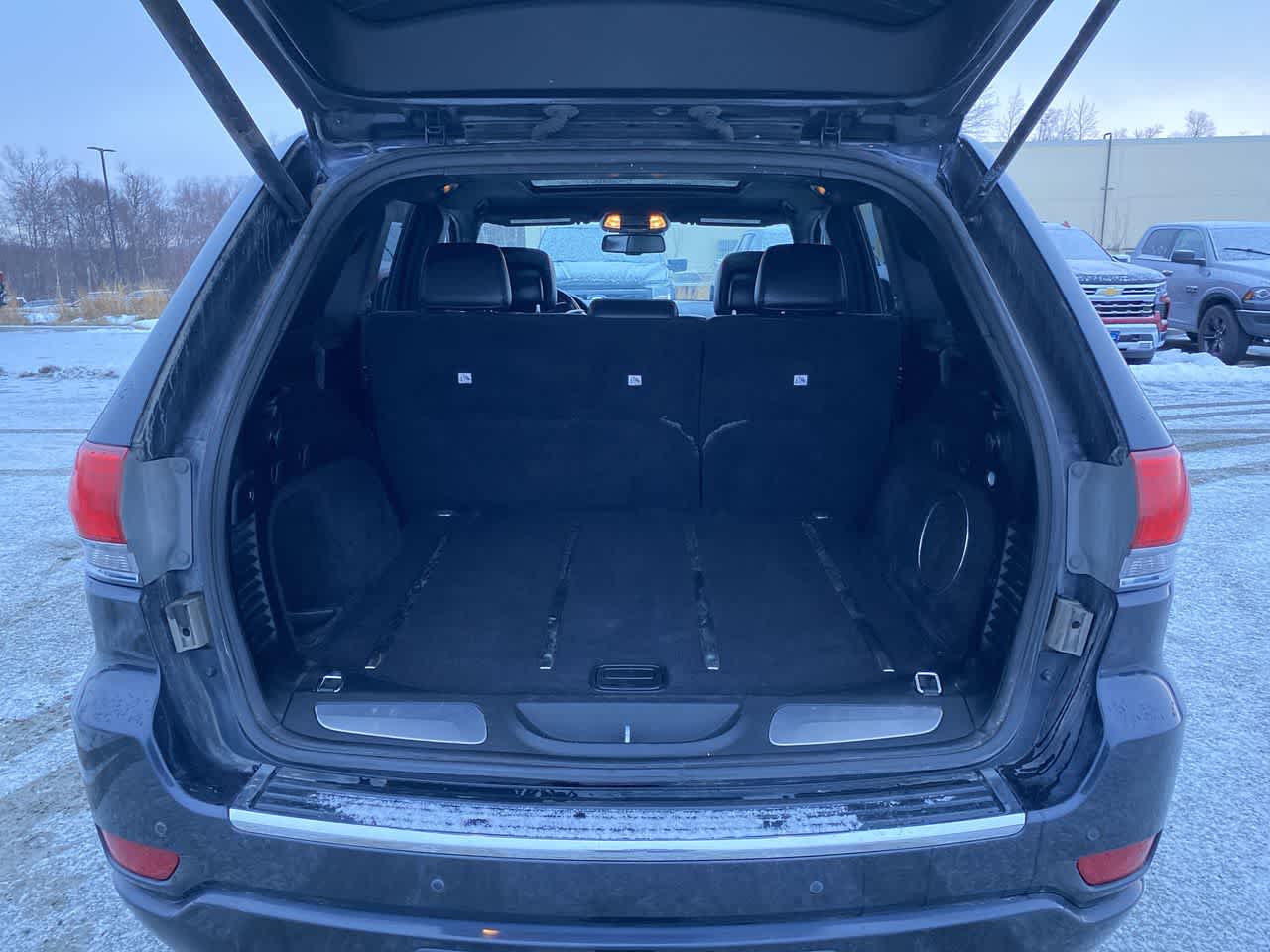 Thumbnail: 2015 Jeep Grand Cherokee - 26