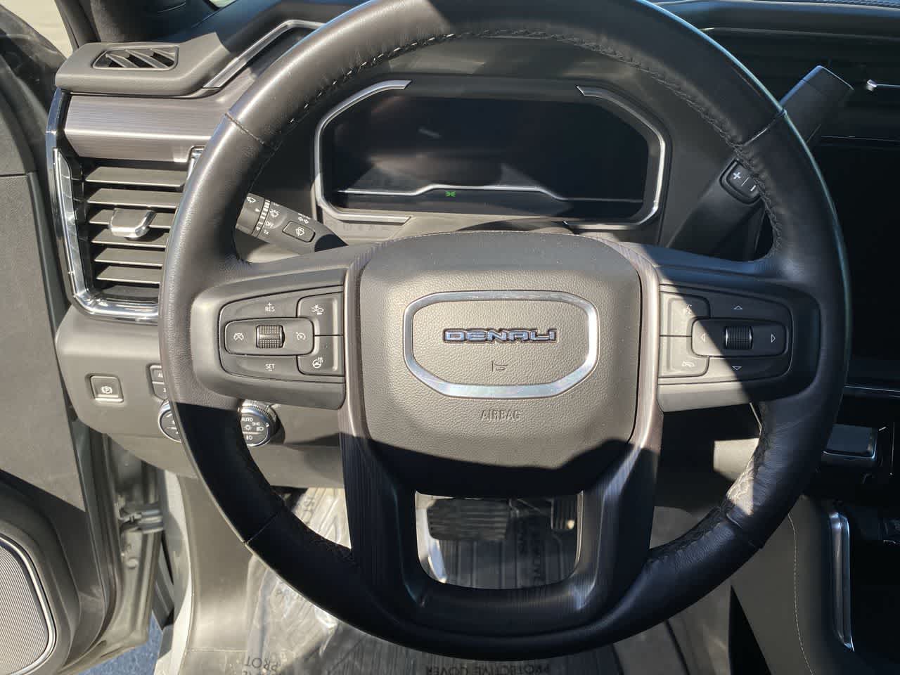 Thumbnail: 2024 GMC Sierra 2500 - 14