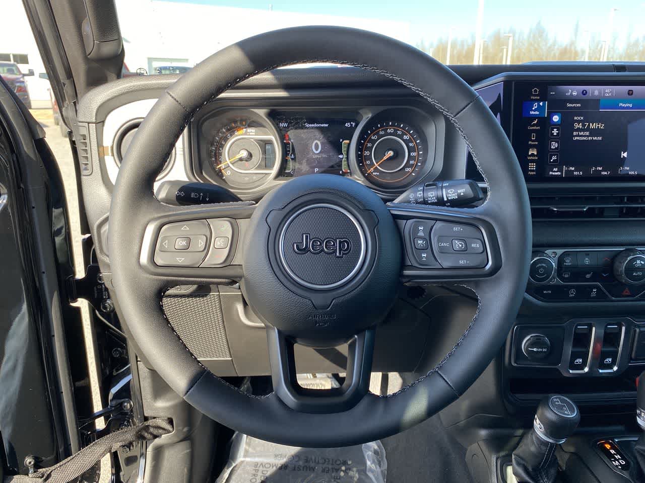 Thumbnail: 2025 Jeep Wrangler - 14