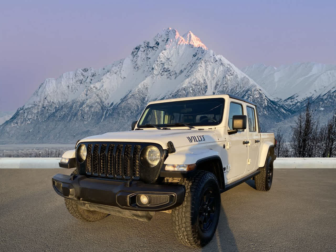2023 Jeep Gladiator WILLYS SPORT's photo