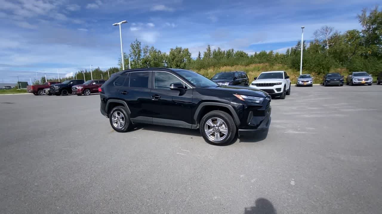 2024 Toyota RAV4 XLE 7