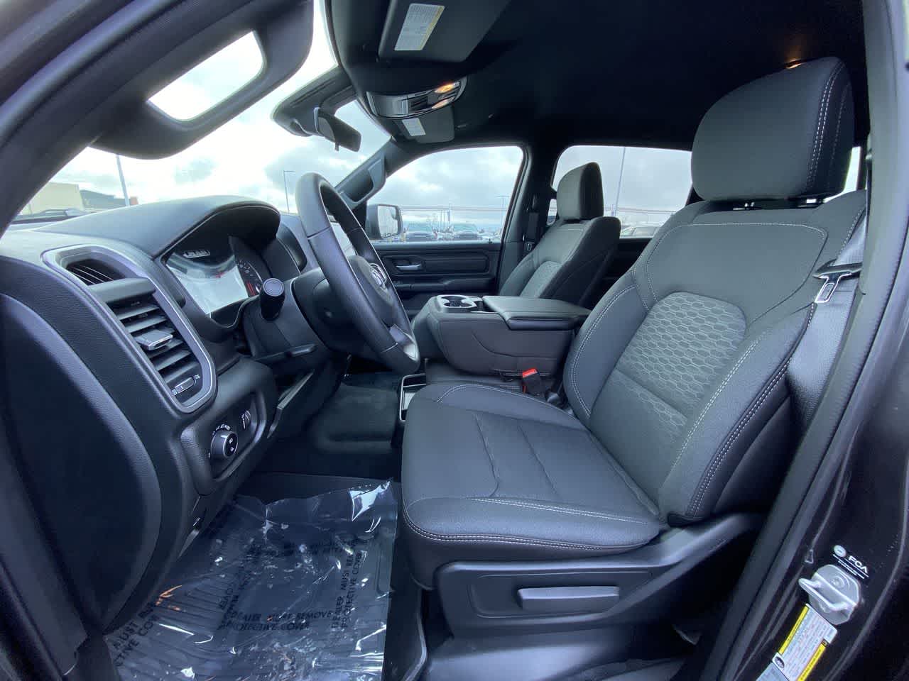 Thumbnail: 2026 RAM 1500 - 11