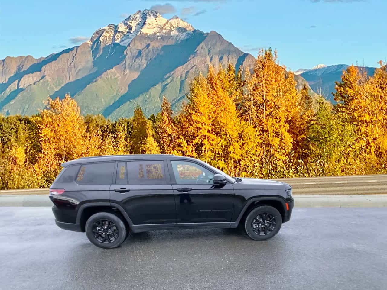 Thumbnail: 2024 Jeep Grand Cherokee L - 8