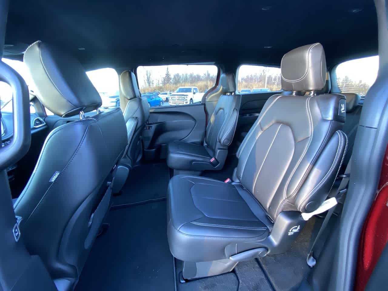 Thumbnail: 2026 Chrysler Pacifica - 29