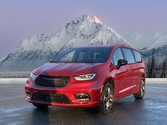2026 Chrysler Pacifica SELECT AWD Passenger Van Wasilla, AK
