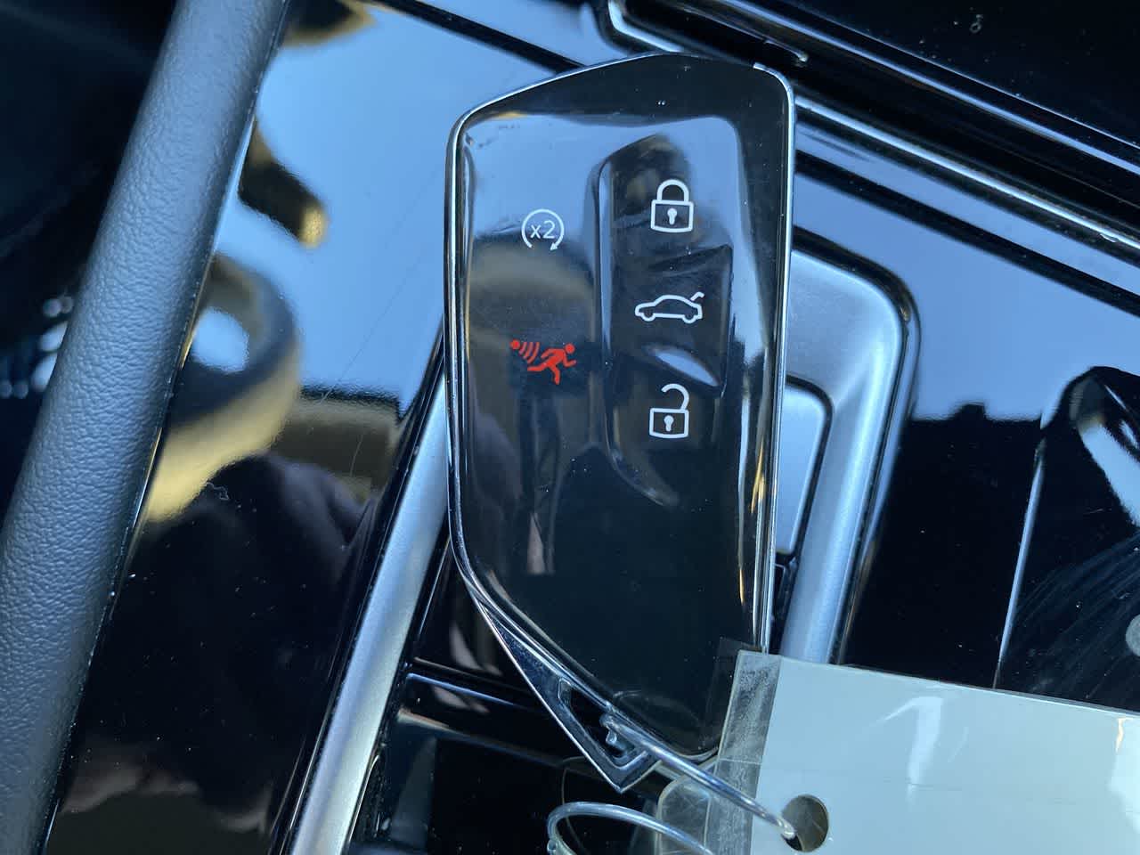 Thumbnail: 2024 Volkswagen Atlas - 18