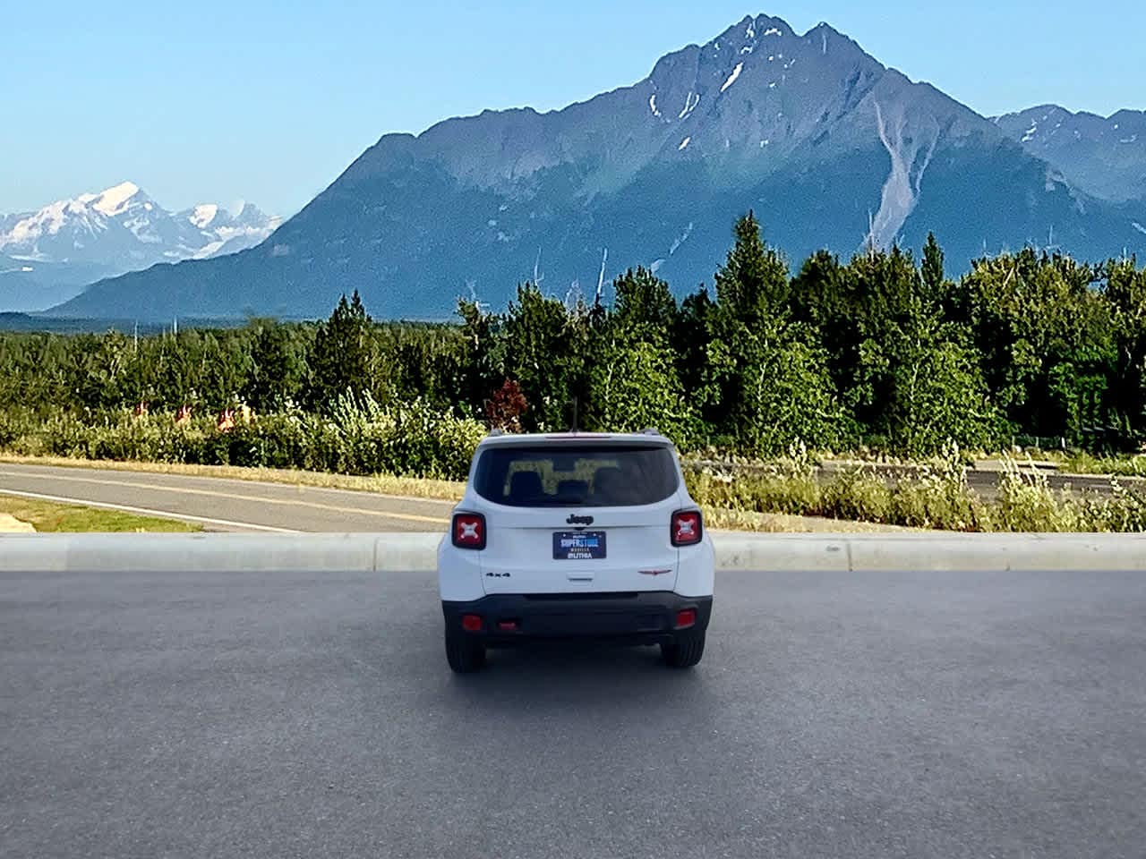 Thumbnail: 2023 Jeep Renegade - 4