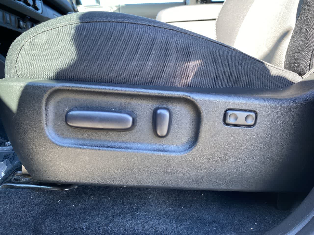 Thumbnail: 2023 Toyota Tacoma - 18