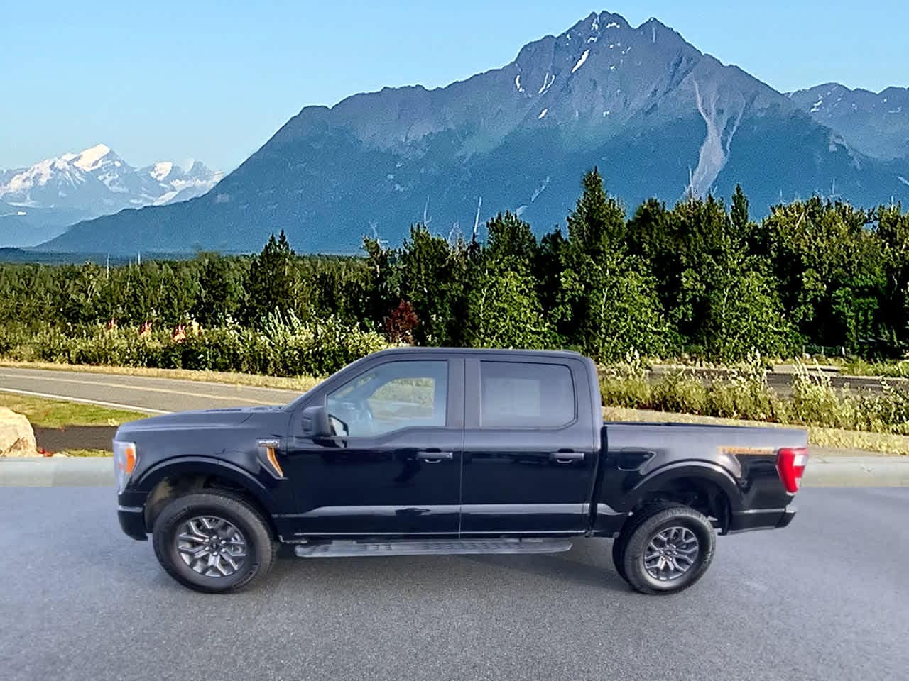 Thumbnail: 2021 Ford F-150 - 2